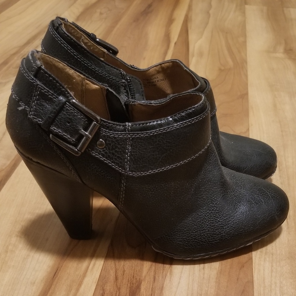 Eurosoft black booties
